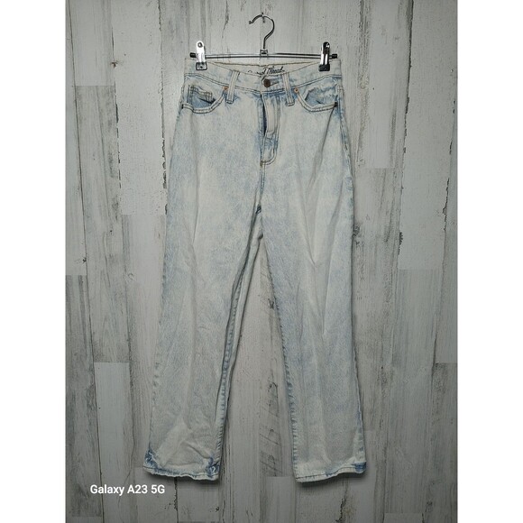 Women’s Universal Thread Stonewashed Blue Jeans Vintage Straight Size 0/25R - Picture 1 of 7
